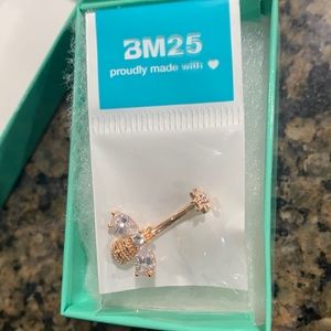 Sealed BNIB bee belly button ring